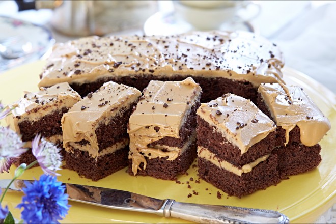 Sjokoladekake med mokkakrem Oppskrift