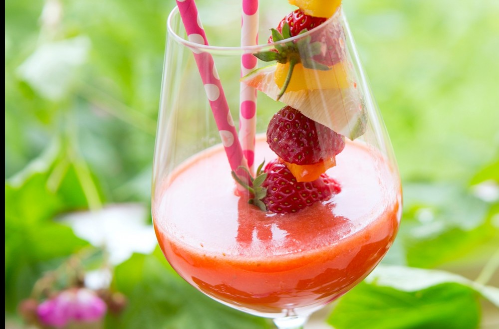   Mocktail med jordbær Oppskrift